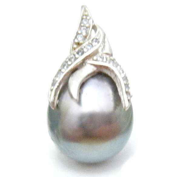 Silver Grey Tahitian Pearl Pendant set with a CZ